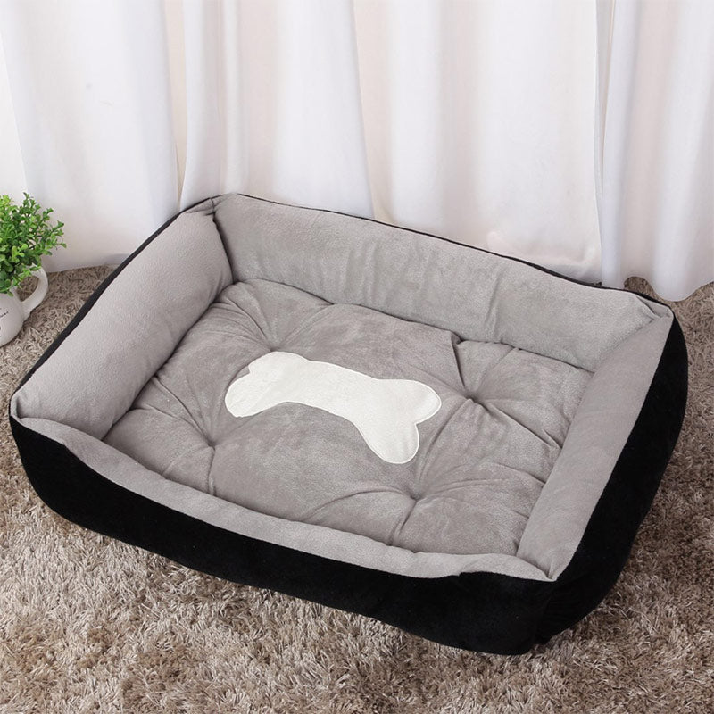 Skylight (charlie) Fiber Plush Classic Dog Bed