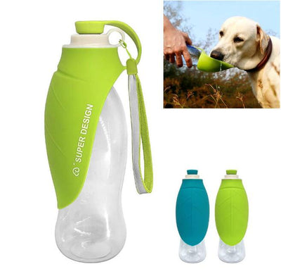 Skylight (alpha) Pet Portable Drinking Cup For Dog Water Bottle  Skylight (alpha) Pet Portable Drinking Cup For Dog Water Bottle Product Specifications Category Pet Water Bottle Product Name Pet Portable Drinking Cup for Dog Water Bottle Company Name Skylight (alpha) (Imports) Material Plastic, BPA and PVC Free (Pet-Safe) Size 20oz (600ml) with graduation lines Color Black, Blue, Green, Orange, Pink How to Use Squeeze bottle, to fill up attachable silicon cup for dog to drink from.